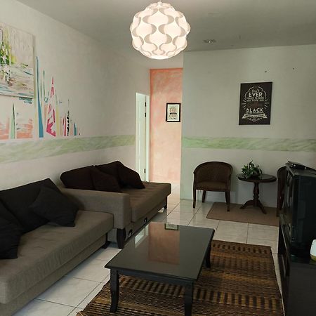Natol Homestay - Kuching Home Penthouse Airport Road Bagian luar foto